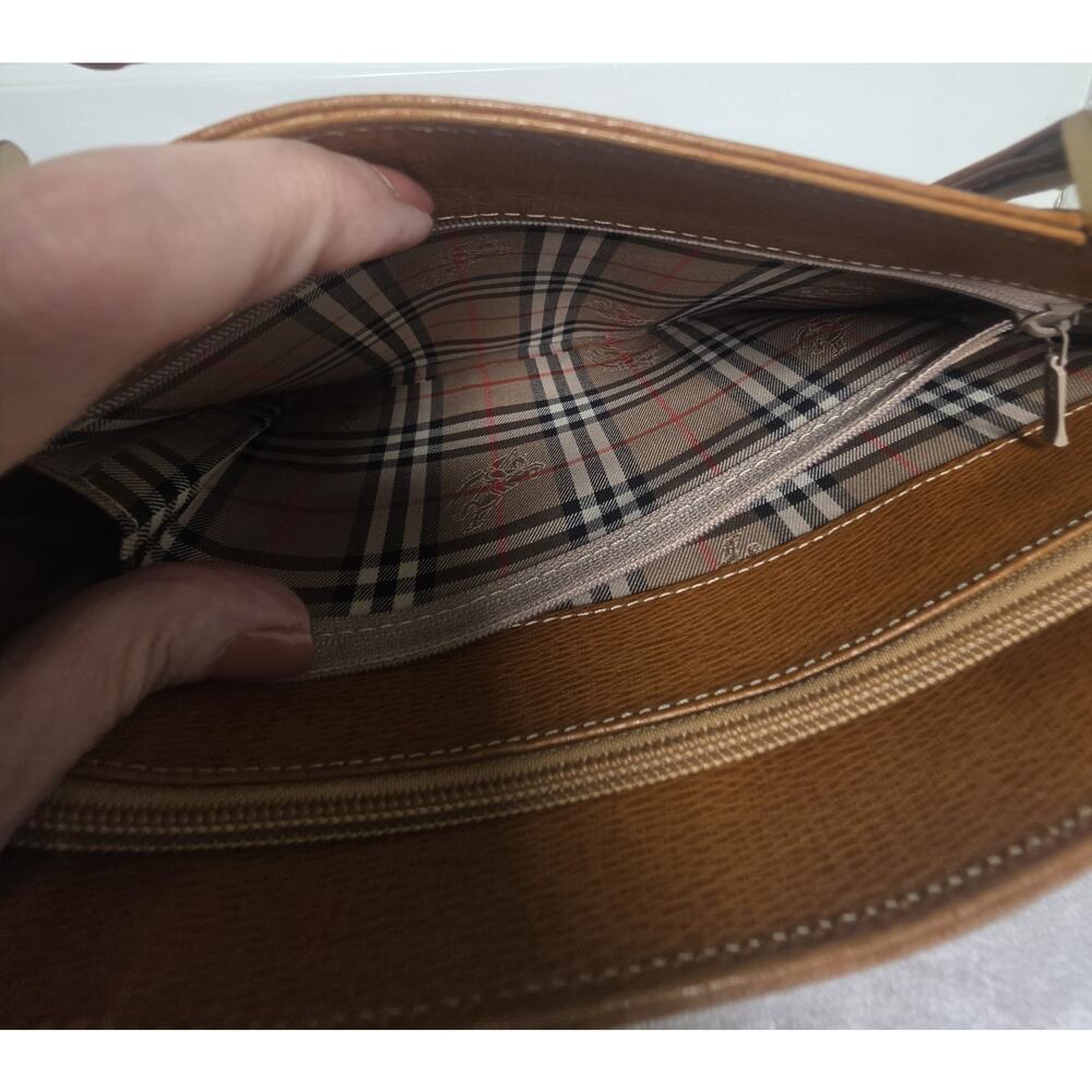 Burberry Brown Tote Bag Zip Top Check Lining Gold Hardware Inner Pockets - Picture 7 of 10